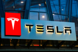 S&P 500 ESG Index Drops Tesla: This Analysis Supports the Decision